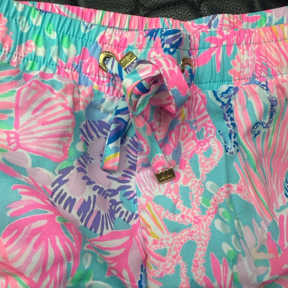Lilly Pulitzer Pink and Blue Floral Athletic Shorts Swim Beach Preppy Ocean New